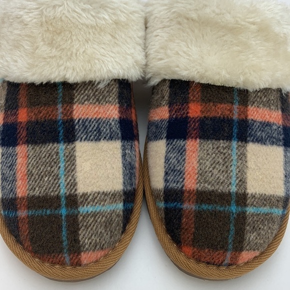 Minnetonka Shar Fur Trim Slipper Plaid Print Size 7M - Picture 13 of 16